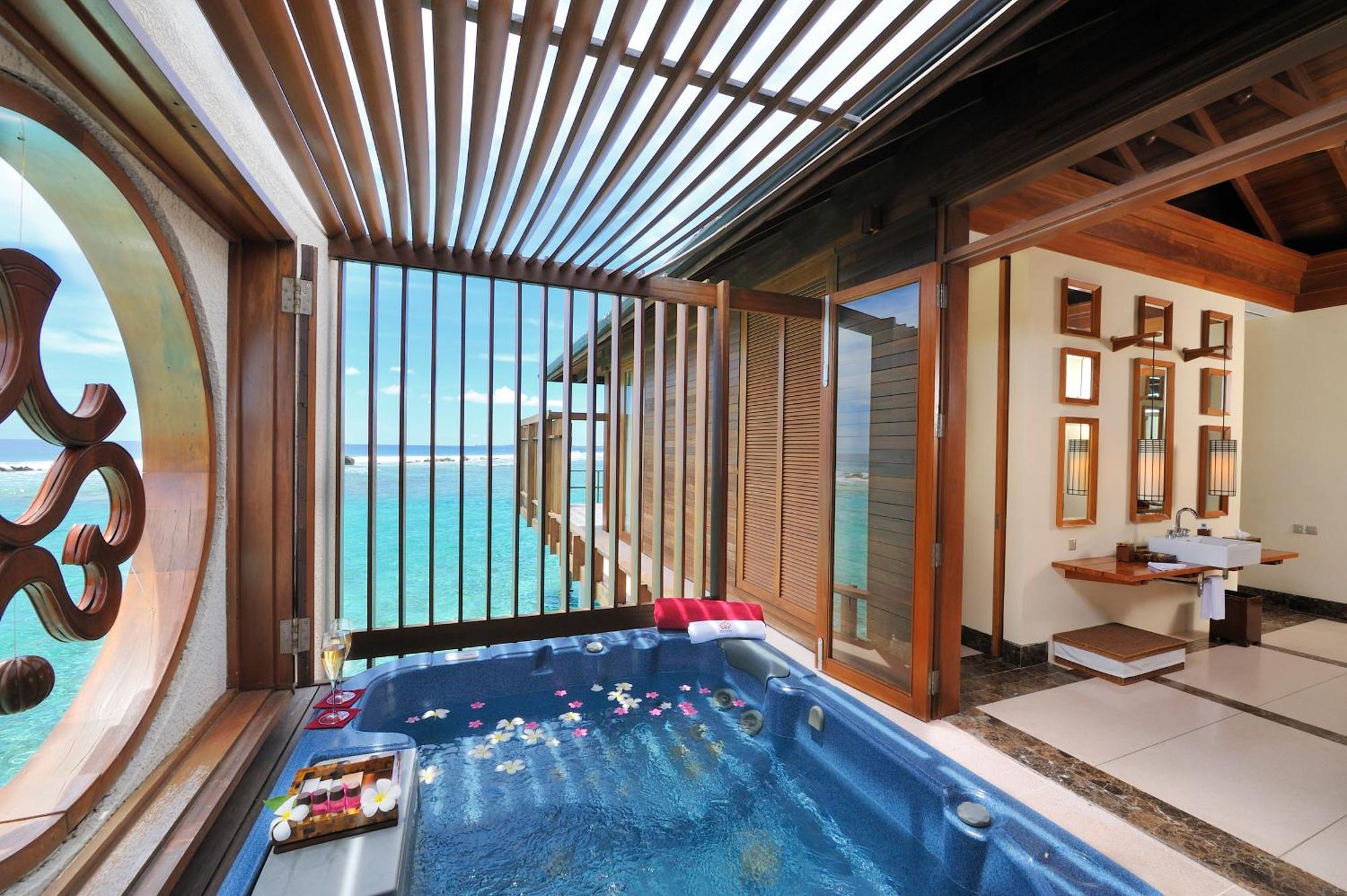 Suite Ocean con 2 Camere da Letto e Piscina