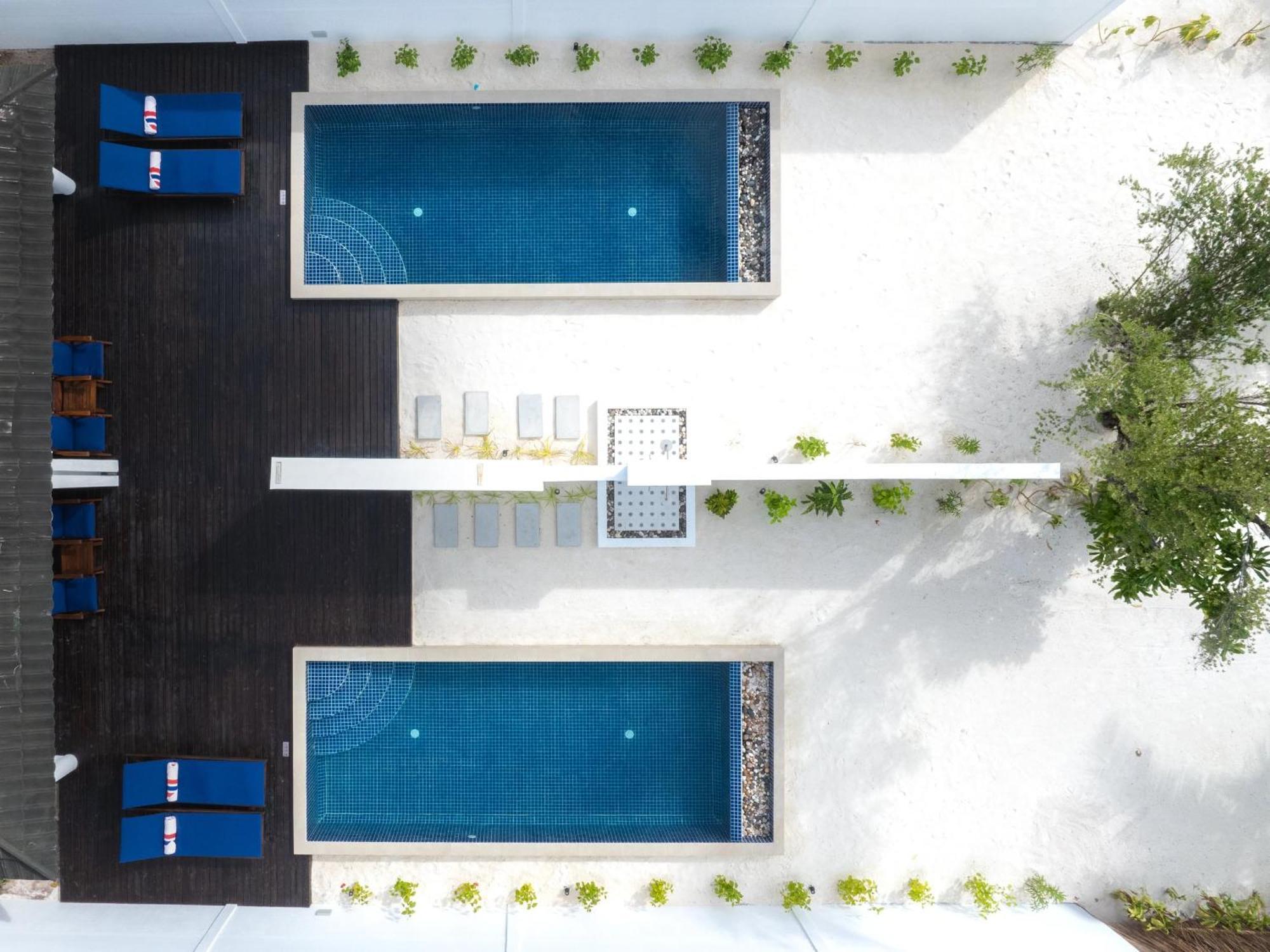 Villa sulla Spiaggia con 2 Camere da Letto e 2 Piscine